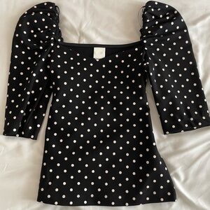 ⚪️ dark navy blue polka dots top // H&M size: XS // EXCELLENT condition